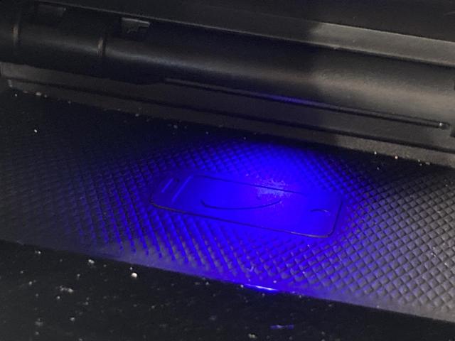 ゴルフＲ ＴＳＩ　４モーション　専用カラー　専用アルミ　ＤＣＣ　トラベルアシスト　デジタルメーター　ＩＱライト　ナビ　バックカメラ　シートヒーター　フロントアシスト　レーンアシスト　スマートキー　認定中古車（42枚目）