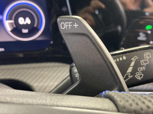 ゴルフＲ ＴＳＩ　４モーション　専用カラー　専用アルミ　ＤＣＣ　トラベルアシスト　デジタルメーター　ＩＱライト　ナビ　バックカメラ　シートヒーター　フロントアシスト　レーンアシスト　スマートキー　認定中古車（46枚目）