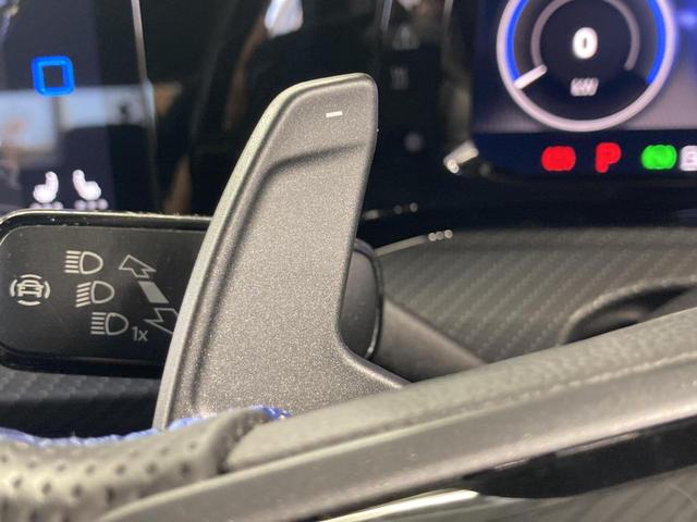 ゴルフＲ ＴＳＩ　４モーション　専用カラー　専用アルミ　ＤＣＣ　トラベルアシスト　デジタルメーター　ＩＱライト　ナビ　バックカメラ　シートヒーター　フロントアシスト　レーンアシスト　スマートキー　認定中古車（48枚目）