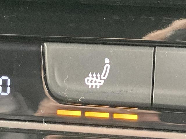 ゴルフR ベースグレード ACC DCC レザーシート シートヒーター ナビ バックカメラ パワーシート コーナーセンサー レーンアシスト フロントアシスト LEDヘッドライト スマートキー 認定中古車(35枚目)