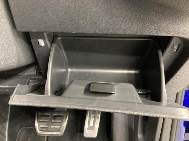 ゴルフR ベースグレード ACC DCC レザーシート シートヒーター ナビ バックカメラ パワーシート コーナーセンサー レーンアシスト フロントアシスト LEDヘッドライト スマートキー 認定中古車(48枚目)