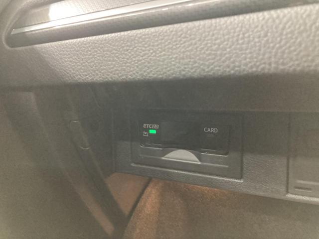 ゴルフR ベースグレード ACC DCC レザーシート シートヒーター ナビ バックカメラ パワーシート コーナーセンサー レーンアシスト フロントアシスト LEDヘッドライト スマートキー 認定中古車(49枚目)