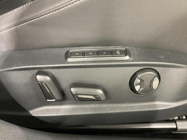 ゴルフR ベースグレード ACC DCC レザーシート シートヒーター ナビ バックカメラ パワーシート コーナーセンサー レーンアシスト フロントアシスト LEDヘッドライト スマートキー 認定中古車(50枚目)