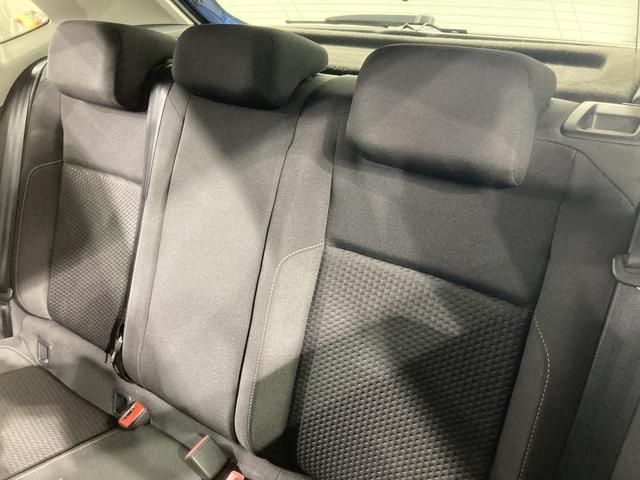 ポロ TSIコンフォートライン ACC 後方死角検知機能 純正ナビ TVフルセグ 15インチアルミホイール パークアシスト バックカメラ 障害物センサー オートライト レザーステアリング 駐車支援システム 認定中古車(9枚目)