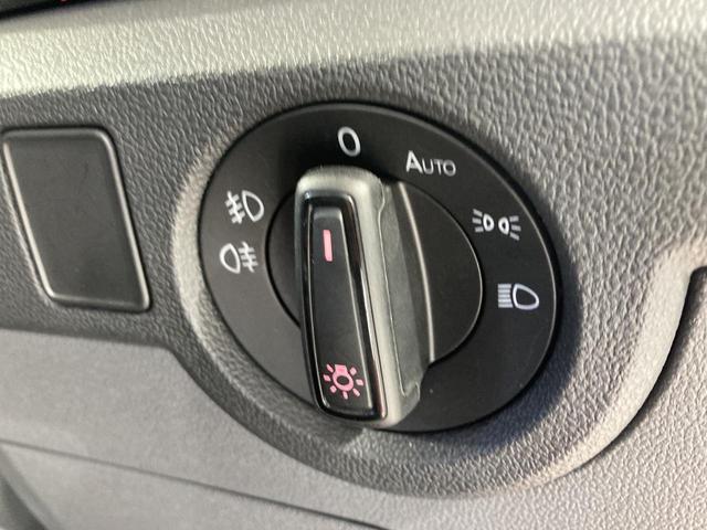 Ｔ－クロス ＴＳＩ　アクティブ　ＡＣＣ　バックカメラ　キーレスエントリー　後方死角検知機能　ブレーキアシスト　駐車支援システム　レーンアシスト　純正ナビ　１６インチアルミホイール　ＬＥＤヘッドライト　レザーシフトノブ（53枚目）