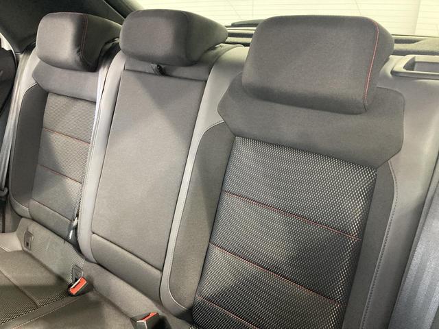 Ｔ－ロック ＴＤＩ　スポーツ　ナビ　バックカメラ　パワーテールゲート　ＡＣＣ　ＬＥＤヘッドライト　スマートキー　フロントアシスト　レーンアシスト　コーナーセンサー　認定中古車（9枚目）