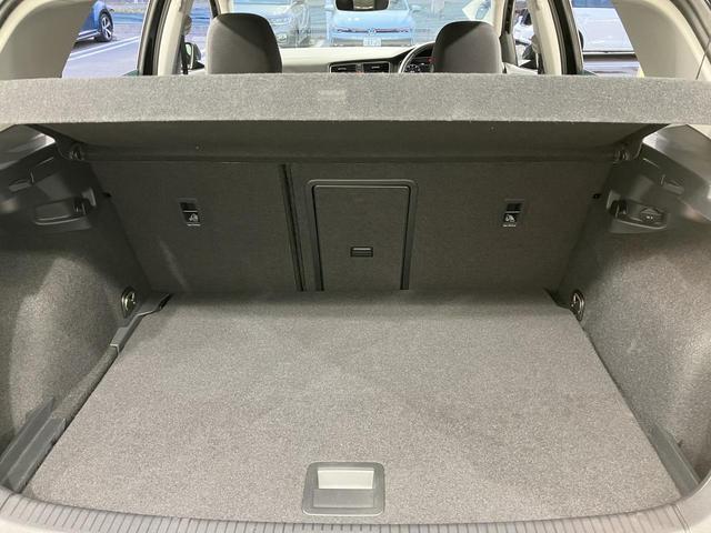 ゴルフ ＴＳＩコンフォートライン　テックエディション　特別仕様車　デジタルメーター　ＡＣＣ　ナビ　バックカメラ　フロントアシスト　レーンアシスト　ＬＥＤヘッドライト　スマートキー　オートホールド　エレクトロニックパーキング　認定中古車（11枚目）