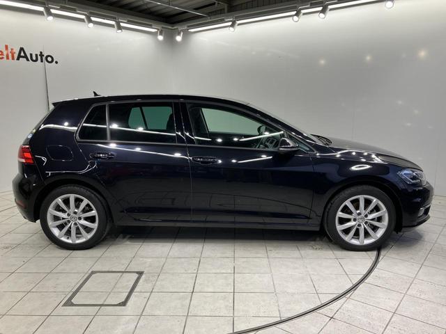 ゴルフ ＴＳＩコンフォートライン　テックエディション　特別仕様車　デジタルメーター　ＡＣＣ　ナビ　バックカメラ　フロントアシスト　レーンアシスト　ＬＥＤヘッドライト　スマートキー　オートホールド　エレクトロニックパーキング　認定中古車（17枚目）