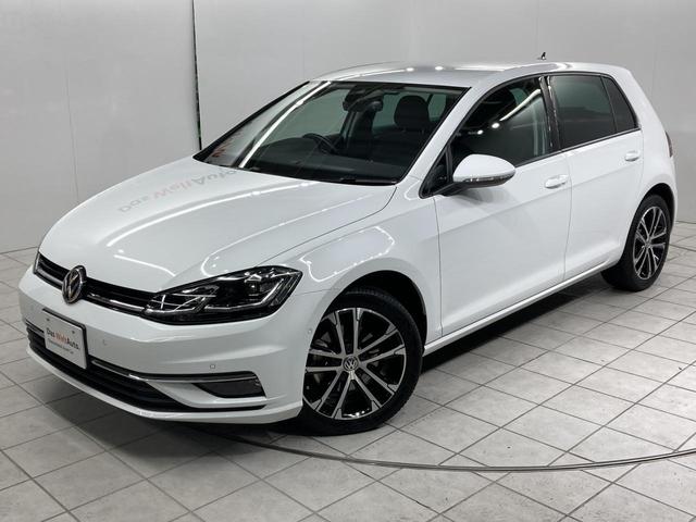 ゴルフ ＴＳＩコンフォートライン　マイスター　ＡＣＣ　オートホールド　純正ナビ　１７インチアルミホイール　パドルシフト　バックカメラ　レザーステイリング　障害物センサー　レーンアシスト　駐車支援システム　スマートエントリー　フォグランプ（20枚目）