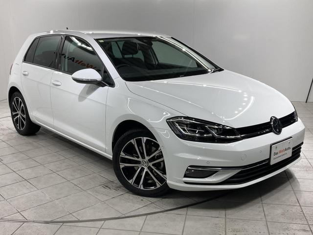 ゴルフ ＴＳＩコンフォートライン　マイスター　ＡＣＣ　オートホールド　純正ナビ　１７インチアルミホイール　パドルシフト　バックカメラ　レザーステイリング　障害物センサー　レーンアシスト　駐車支援システム　スマートエントリー　フォグランプ（21枚目）