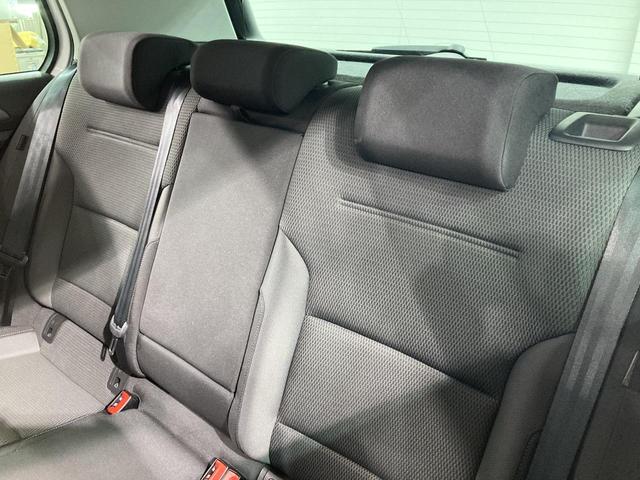 ゴルフ ＴＳＩコンフォートライン　マイスター　ＡＣＣ　オートホールド　純正ナビ　１７インチアルミホイール　パドルシフト　バックカメラ　レザーステイリング　障害物センサー　レーンアシスト　駐車支援システム　スマートエントリー　フォグランプ（42枚目）