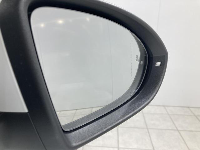 ゴルフ ＴＳＩコンフォートライン　マイスター　ＡＣＣ　オートホールド　純正ナビ　１７インチアルミホイール　パドルシフト　バックカメラ　レザーステイリング　障害物センサー　レーンアシスト　駐車支援システム　スマートエントリー　フォグランプ（57枚目）