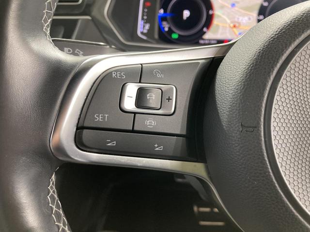 ティグアン ＴＤＩ　４モーション　Ｒライン　ナビ　アラウンドビューカメラ　全席シートヒーター　ＨＵＤ　デジタルメーター　スマートキー　フロントアシスト　レーンアシスト　前後コーナーセンサー　ＬＥＤヘッドライト　認定中古車（7枚目）