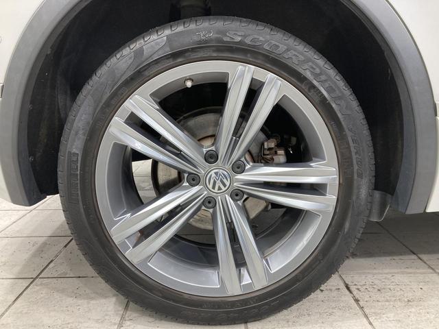 ティグアン ＴＤＩ　４モーション　Ｒライン　ナビ　アラウンドビューカメラ　全席シートヒーター　ＨＵＤ　デジタルメーター　スマートキー　フロントアシスト　レーンアシスト　前後コーナーセンサー　ＬＥＤヘッドライト　認定中古車（29枚目）