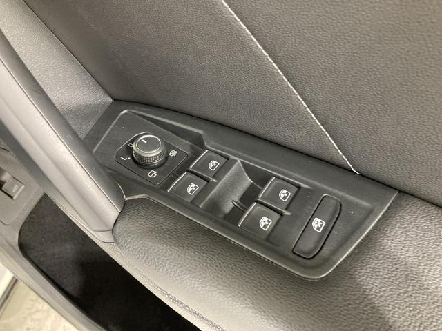 ティグアン ＴＤＩ　４モーション　Ｒライン　ナビ　アラウンドビューカメラ　全席シートヒーター　ＨＵＤ　デジタルメーター　スマートキー　フロントアシスト　レーンアシスト　前後コーナーセンサー　ＬＥＤヘッドライト　認定中古車（48枚目）