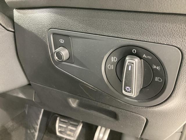 ティグアン ＴＤＩ　４モーション　Ｒライン　ナビ　アラウンドビューカメラ　全席シートヒーター　ＨＵＤ　デジタルメーター　スマートキー　フロントアシスト　レーンアシスト　前後コーナーセンサー　ＬＥＤヘッドライト　認定中古車（65枚目）