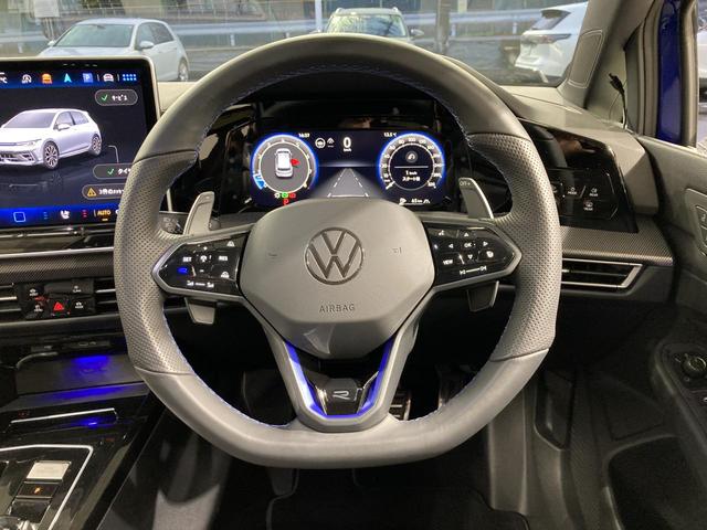 ゴルフＲ アドバンス　レザーシート　ＤＣＣ　ＩＱライト　１９インチアルミ　シートヒーター　シートベンチレーション　１２．９インチディスプレイ　デジタルメーター　ＩＤＡボイスアシスタント　認定中古車（4枚目）