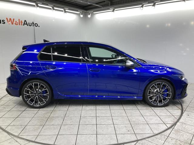 ゴルフＲ アドバンス　レザーシート　ＤＣＣ　ＩＱライト　１９インチアルミ　シートヒーター　シートベンチレーション　１２．９インチディスプレイ　デジタルメーター　ＩＤＡボイスアシスタント　認定中古車（16枚目）