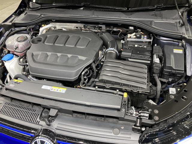 ゴルフＲ アドバンス　レザーシート　ＤＣＣ　ＩＱライト　１９インチアルミ　シートヒーター　シートベンチレーション　１２．９インチディスプレイ　デジタルメーター　ＩＤＡボイスアシスタント　認定中古車（44枚目）