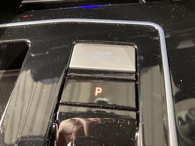 ゴルフＲ アドバンス　レザーシート　ＤＣＣ　ＩＱライト　１９インチアルミ　シートヒーター　シートベンチレーション　１２．９インチディスプレイ　デジタルメーター　ＩＤＡボイスアシスタント　認定中古車（51枚目）