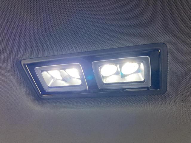 ゴルフＲ アドバンス　レザーシート　ＤＣＣ　ＩＱライト　１９インチアルミ　シートヒーター　シートベンチレーション　１２．９インチディスプレイ　デジタルメーター　ＩＤＡボイスアシスタント　認定中古車（52枚目）