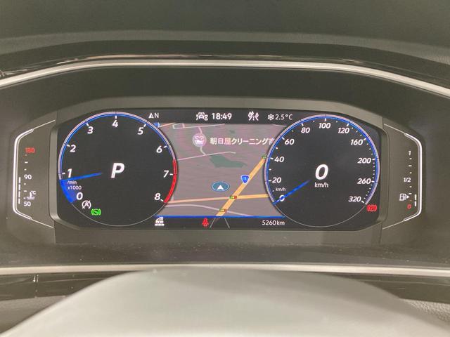 ���[�^�[�p�l�����̃f�B�X�v���C�ɁA�g���b�v�R���s���[�^��I�[�g�`�F�b�N�V�X�e�����̏���\���B���ώ�����O�C���A�e��x�������m�F�ł��鑼�A���ϔR��Ȃǂ�\������G�R�h���C�u�A�V�X�g�@�\������Ă��܂��B