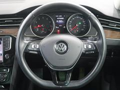 在庫確認や見積もり依頼、ご来店予約は専用フォーム、または「０７２-８４８-４９０７」Ｖｏｌｋｓｗａｇｅｎ大阪枚方まで遠慮なくお問い合わせ。皆様からのお問い合わせ、ご来場を心よりお待ちしております。 4