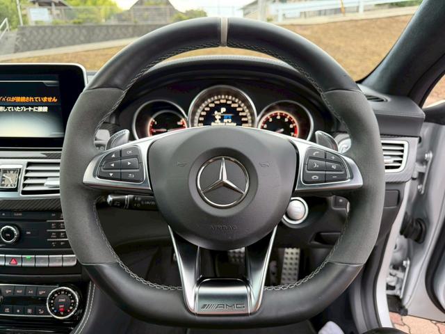 CLSクラス CLS63 S カーボンパッケージ サンルーフ ETC スマートキー クルーズコントロール バックカメラ 電動トランク パワーシート AMGレッドキャリパー カーボンPKG専用パーツ 革シート(26枚目)