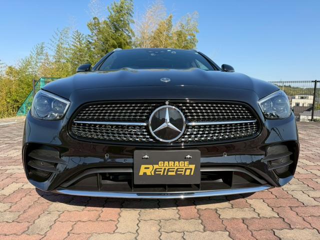 Ｅクラスステーションワゴン Ｅ２２０ｄ　ステーションワゴン　スポーツ　ＡＭＧラインインテリアＰＫＧ　エクスクルーシブＰＫＧ　レーダーセーフティーＰＫＧ　パノラミックスライディングルーフ　ブルメスタサウンド　ヘッドアップディスプレイ　ナッパレザーシート　パワーバックゲート（3枚目）