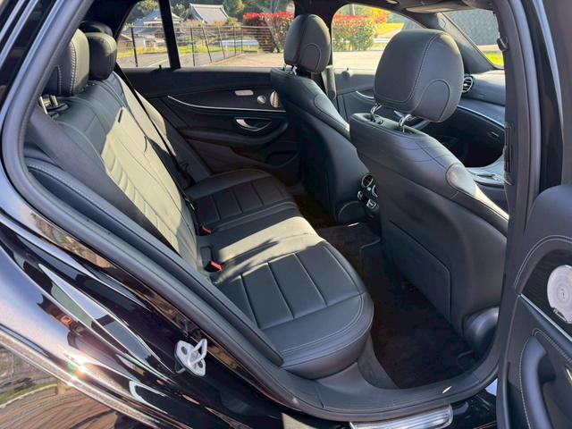 Ｅクラスステーションワゴン Ｅ２２０ｄ　ステーションワゴン　スポーツ　ＡＭＧラインインテリアＰＫＧ　エクスクルーシブＰＫＧ　レーダーセーフティーＰＫＧ　パノラミックスライディングルーフ　ブルメスタサウンド　ヘッドアップディスプレイ　ナッパレザーシート　パワーバックゲート（21枚目）