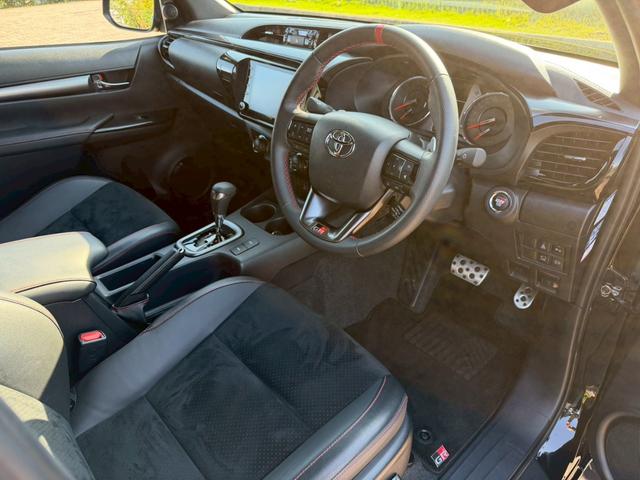 ハイラックス Z GRスポーツ 4WD ARB製キャノピー ナビ機能付きディスプレイオーディオ 全方位カメラ クリアランスソナー LEDヘッドライト パドルシフト 純正18インチアルミホイール D席パワーシート スマートキー(15枚目)