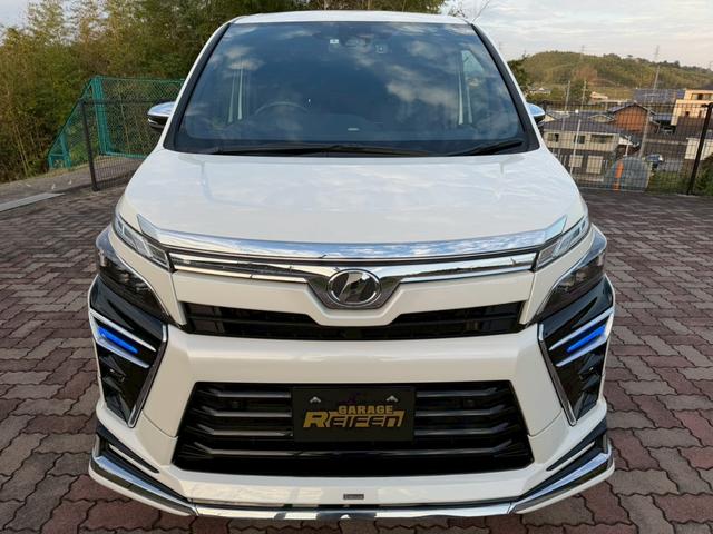 ヴォクシー ZS 煌II ZS 煌II モデリスタエアロ 純正10インチナビ Bluetoothオーディオ DVD再生 フルセグ バックカメラ クルーズコントロール 両側パワースライド LEDヘッドライト(2枚目)