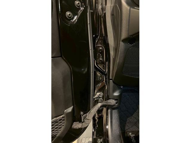 ジープ・ラングラーアンリミテッド サハラ ローンチエディション サハラ ローンチエディション(5名)(32枚目)