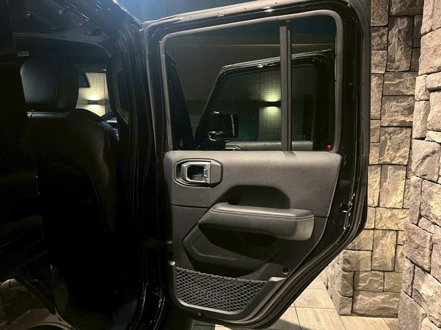 ジープ・ラングラーアンリミテッド サハラ ローンチエディション サハラ ローンチエディション(5名)(33枚目)