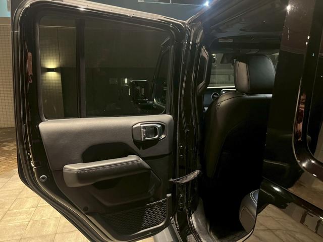 ジープ・ラングラーアンリミテッド サハラ ローンチエディション サハラ ローンチエディション(5名)(37枚目)