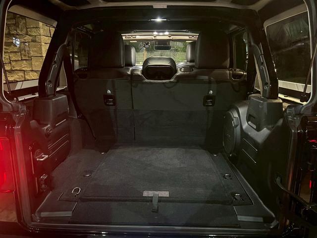 ジープ・ラングラーアンリミテッド サハラ ローンチエディション サハラ ローンチエディション(5名)(40枚目)