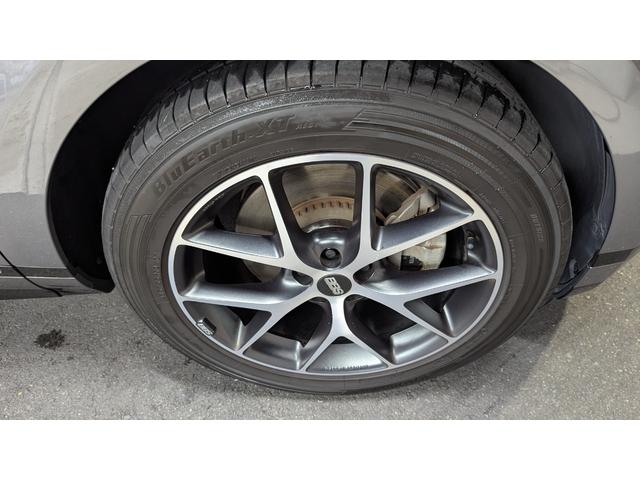 レンジローバーイヴォーク 　ＲダイナミックＳ　★ローダウン★ワイドトレッドスペーサー２５ｍｍ★ＢＢＳホイール☆セルモーター交換済み☆微粒子センサー交換済み（32枚目）