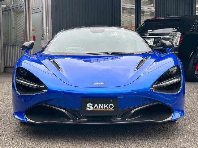 ７２０Ｓ 　パフォーマンス／フルラッピング／元色グレイシャーホワイト／正規Ｄ車／カーボンエクステリア／カーボンインテリア／全方位カメラ／Ｆリフター／クルーズコントロール／Ｂｏｗｅｒｓ＆Ｗｉｌｋｉｎｓ／鍛造ホイール（4枚目）