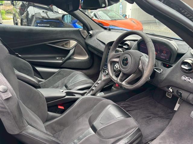 ７２０Ｓ 　パフォーマンス／フルラッピング／元色グレイシャーホワイト／正規Ｄ車／カーボンエクステリア／カーボンインテリア／全方位カメラ／Ｆリフター／クルーズコントロール／Ｂｏｗｅｒｓ＆Ｗｉｌｋｉｎｓ／鍛造ホイール（22枚目）