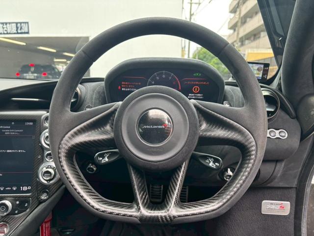 ７２０Ｓ 　パフォーマンス／フルラッピング／元色グレイシャーホワイト／正規Ｄ車／カーボンエクステリア／カーボンインテリア／全方位カメラ／Ｆリフター／クルーズコントロール／Ｂｏｗｅｒｓ＆Ｗｉｌｋｉｎｓ／鍛造ホイール（26枚目）