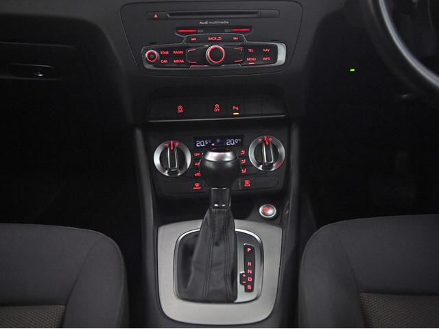 Q3 2.0TFSIクワトロ170PS Sトロニック 4WD 障害物センサー ルーフレール ETC HDDナビ バックカメラ 過給器設定モデル ディスプレイオーディオ 頸部衝撃緩和ヘッドレスト(29枚目)