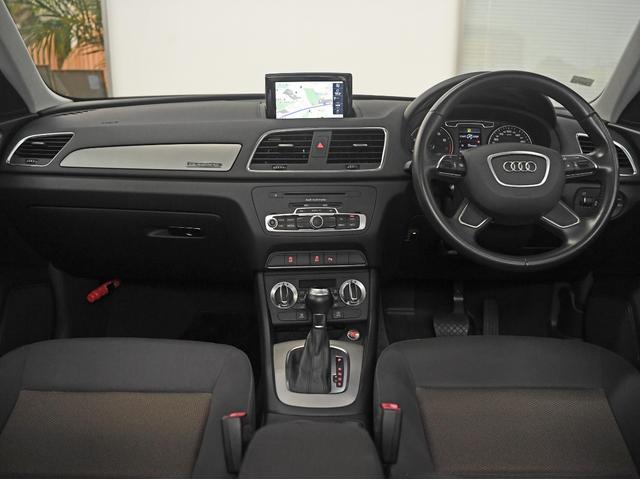 Q3 2.0TFSIクワトロ170PS Sトロニック 4WD 障害物センサー ルーフレール ETC HDDナビ バックカメラ 過給器設定モデル ディスプレイオーディオ 頸部衝撃緩和ヘッドレスト(44枚目)