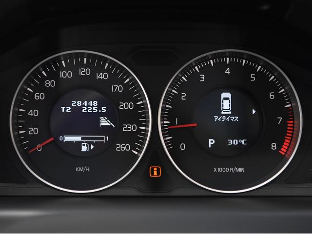 V70 T4 SE ルーフレール 革シート シートヒーター ドライブレコーダー HDDナビ 頸部衝撃緩和ヘッドレスト パワーシート ミュージックサーバー(76枚目)