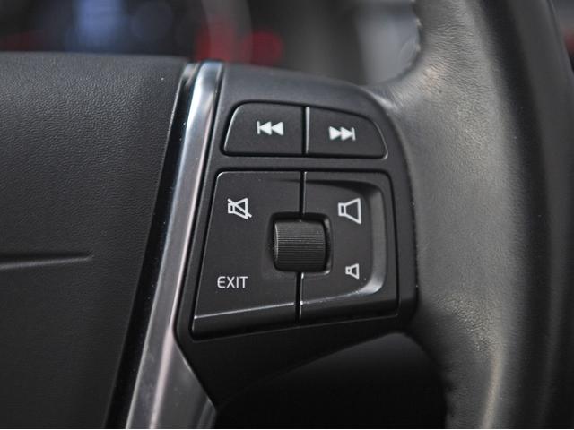 V70 T4 SE ルーフレール 革シート シートヒーター ドライブレコーダー HDDナビ 頸部衝撃緩和ヘッドレスト パワーシート ミュージックサーバー(79枚目)