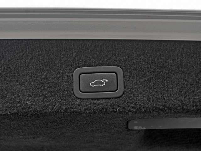 V70 T4 SE ルーフレール 革シート シートヒーター ドライブレコーダー HDDナビ 頸部衝撃緩和ヘッドレスト パワーシート ミュージックサーバー(80枚目)