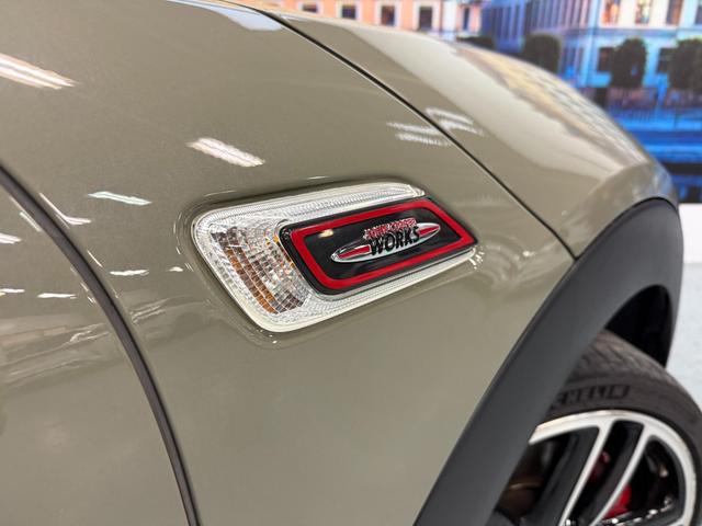 MINI ジョンクーパーワークス クラブマン 4WD 黒革 マルチディスプレイメーター 純正ナビ バックカメラ ACC ヘッドアップディスプレイ ユニオンジャックテール ETC パワーシート フロントシートヒーター パドルシフト(7枚目)