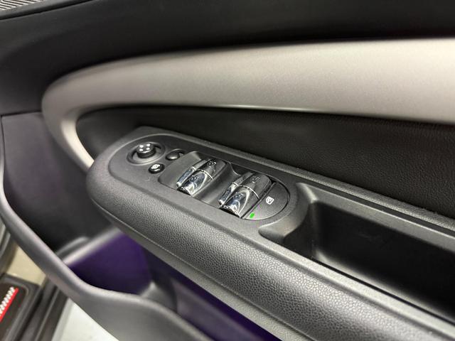 MINI ジョンクーパーワークス クラブマン 4WD 黒革 マルチディスプレイメーター 純正ナビ バックカメラ ACC ヘッドアップディスプレイ ユニオンジャックテール ETC パワーシート フロントシートヒーター パドルシフト(38枚目)