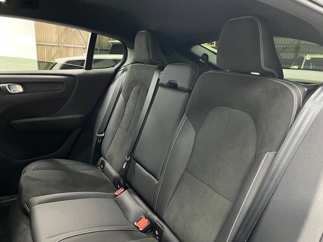 C40リチャージ リチャージ アルティメットシングルモーター アルティメット シングルモーター 禁煙車 サンルーフ 全方位カメラ ナビ ETC ドライブレコーダー レーンアシスト パークアシスト(36枚目)