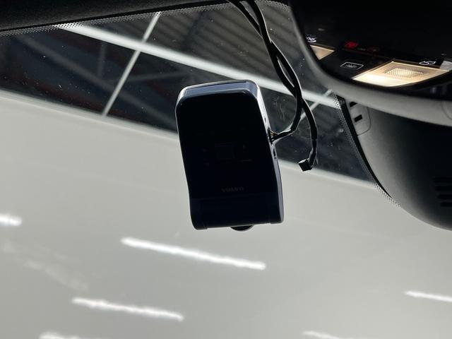 C40リチャージ リチャージ アルティメットシングルモーター アルティメット シングルモーター 禁煙車 サンルーフ 全方位カメラ ナビ ETC ドライブレコーダー レーンアシスト パークアシスト(54枚目)