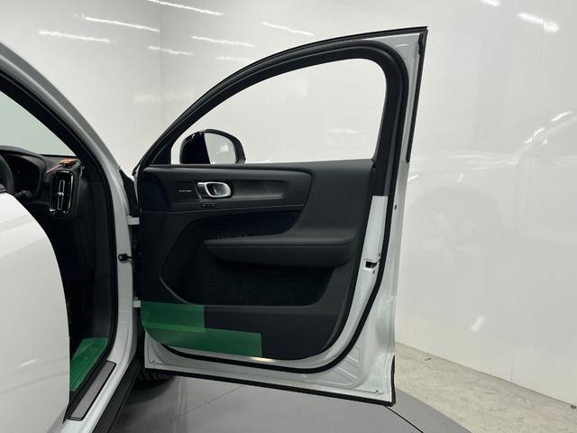 C40リチャージ リチャージ アルティメットシングルモーター アルティメット シングルモーター 禁煙車 サンルーフ 全方位カメラ ナビ ETC ドライブレコーダー レーンアシスト パークアシスト(60枚目)